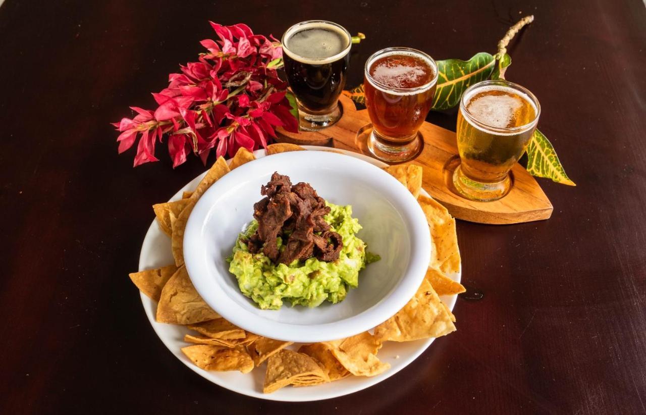 Hotel Cerveceria James Xilitla Ngoại thất bức ảnh